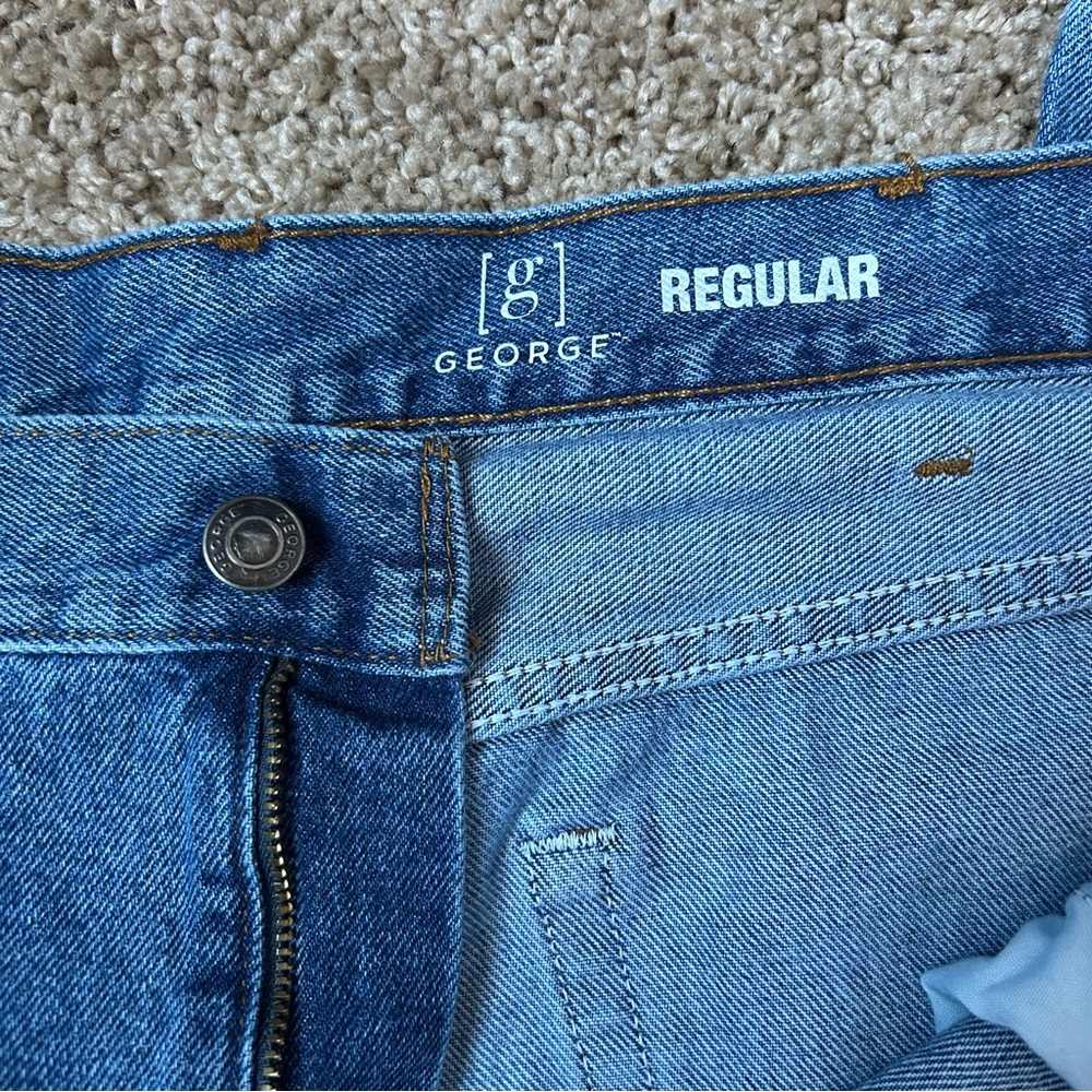 Men’s George Medium Wash Regular Fit Straight Leg Denim Jeans Size 42x32 |C64 - Picture 3 of 16